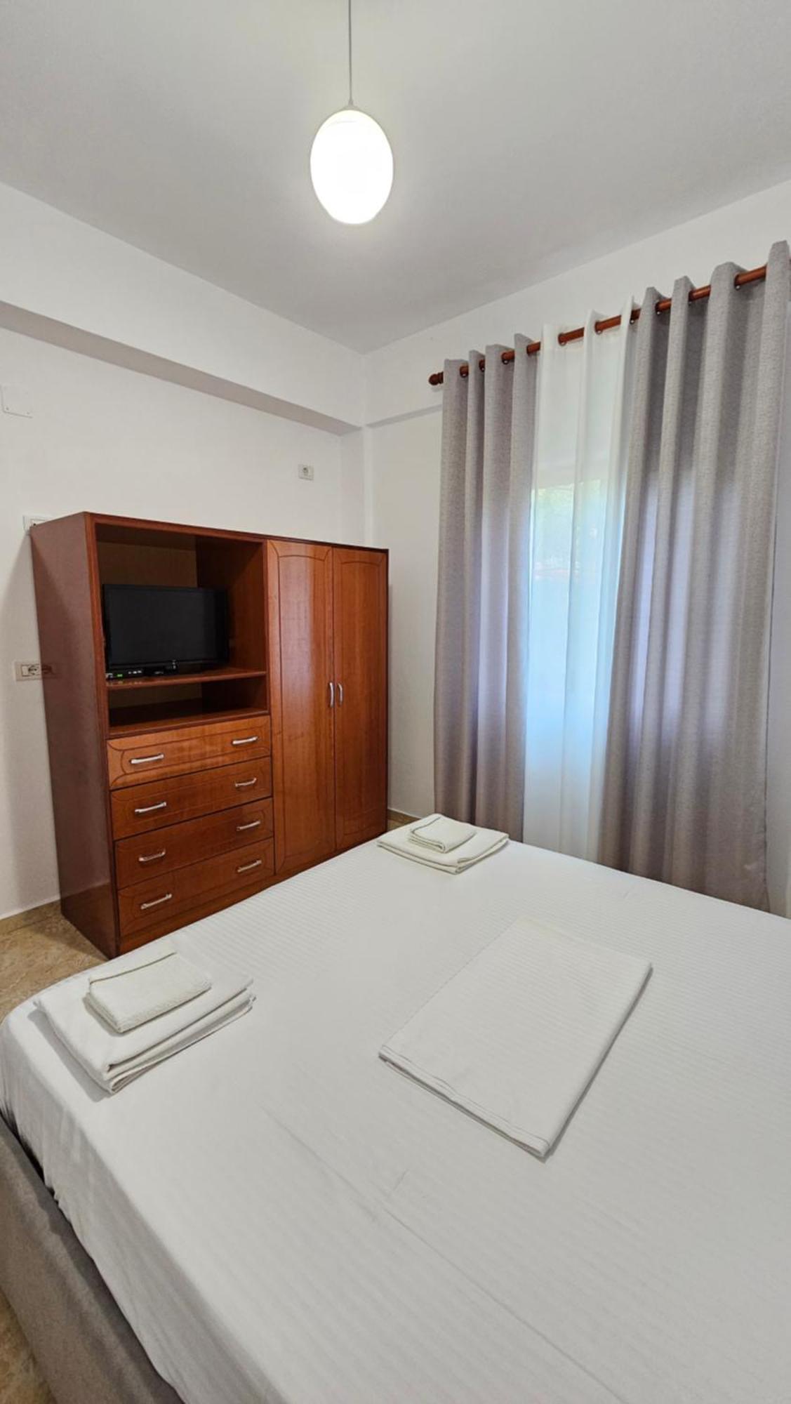 Vila Malo 1 Ксамил Экстерьер фото