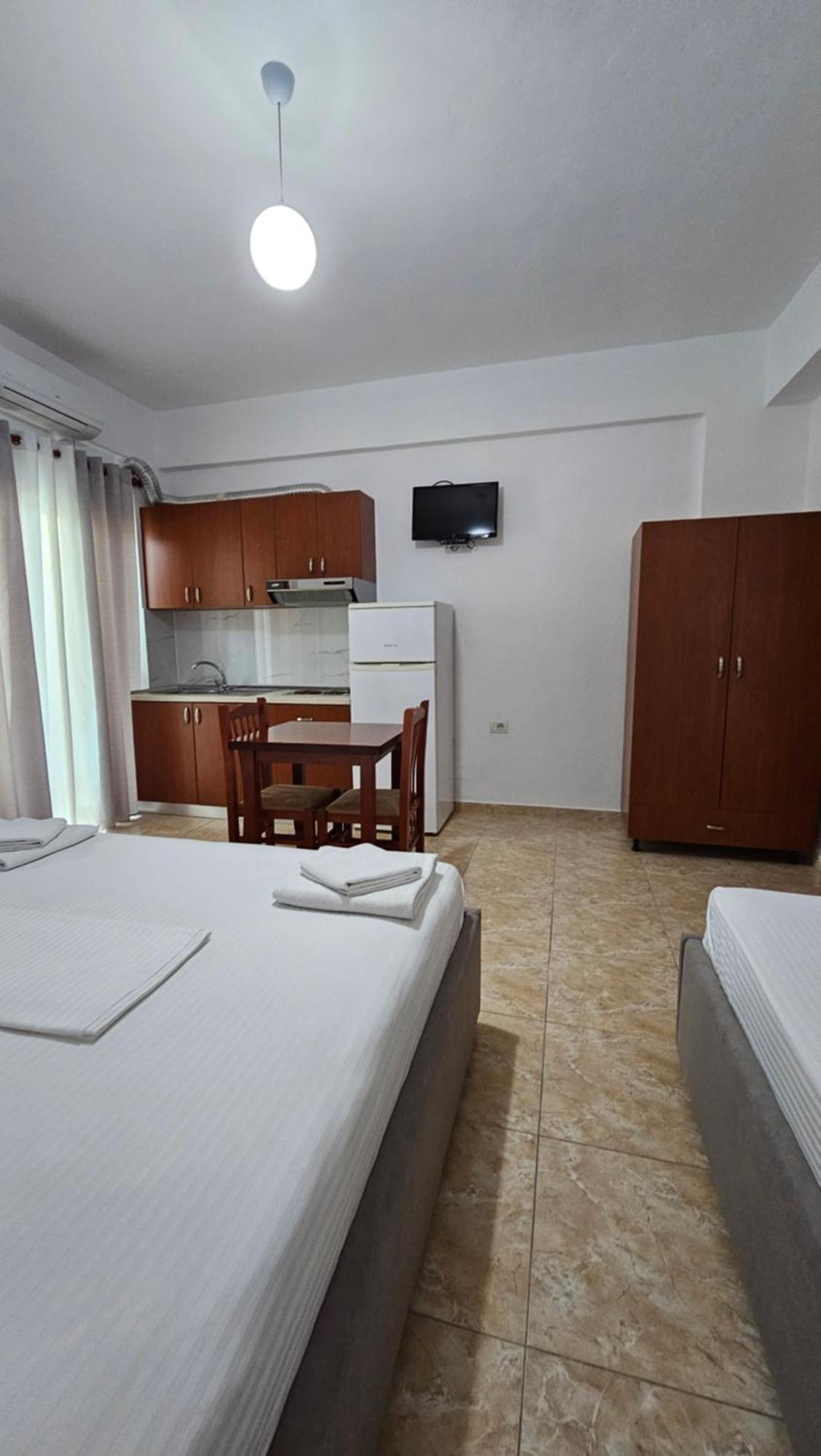 Vila Malo 1 Ксамил Экстерьер фото