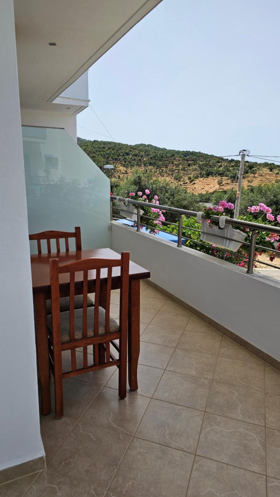 Vila Malo 1 Ксамил Экстерьер фото