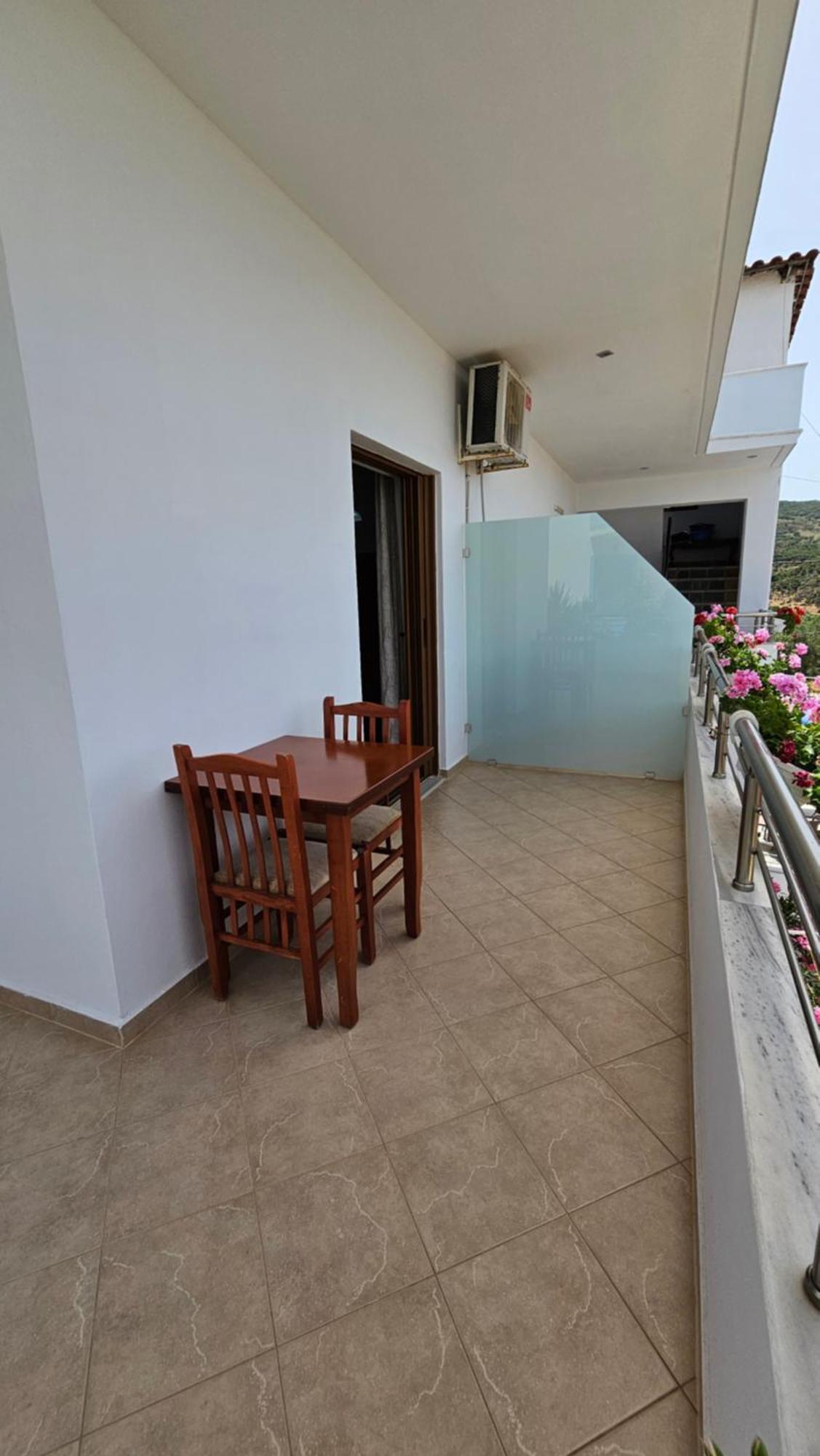 Vila Malo 1 Ксамил Экстерьер фото