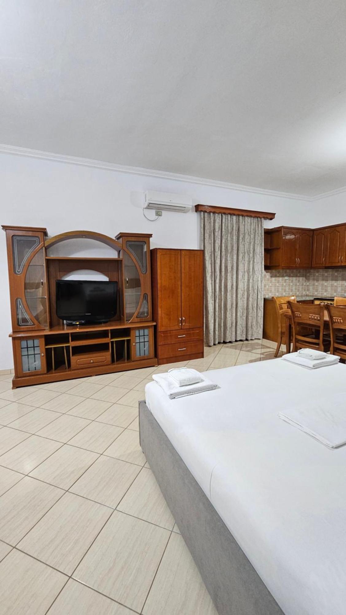 Vila Malo 1 Ксамил Экстерьер фото